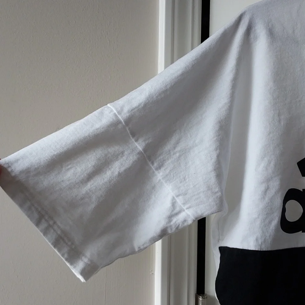 Adidas us 5 black/white workout top/sweatshirt - Picture 2 of 10